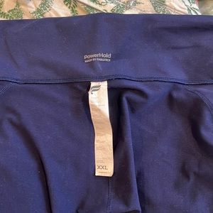 Fabletics Powerhold Crop Leggings sz XXL in Navy